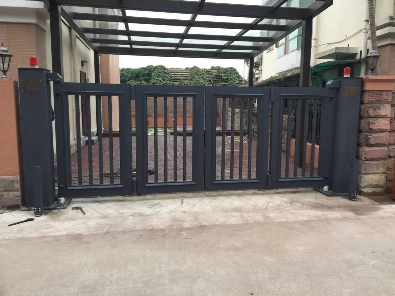 深圳盐田区深圳盐田区德阳市悬浮折叠门